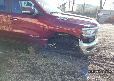 2019 Ram 1500 Big Horn/Lone Star 4X4 6'4 Box z USA, uszkodzony, nr VIN 1C6SRFMT7KN536964